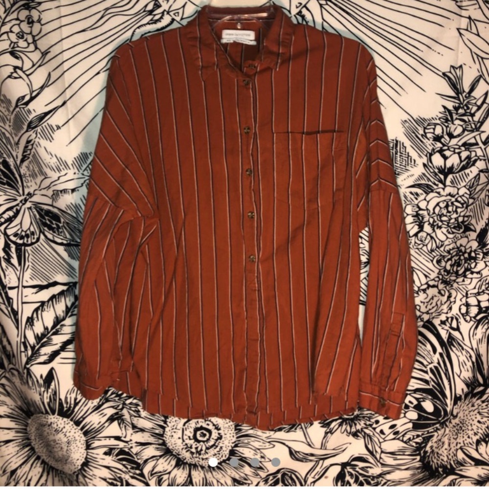 URBAN OUTFITTERS - orange pinstriped button down